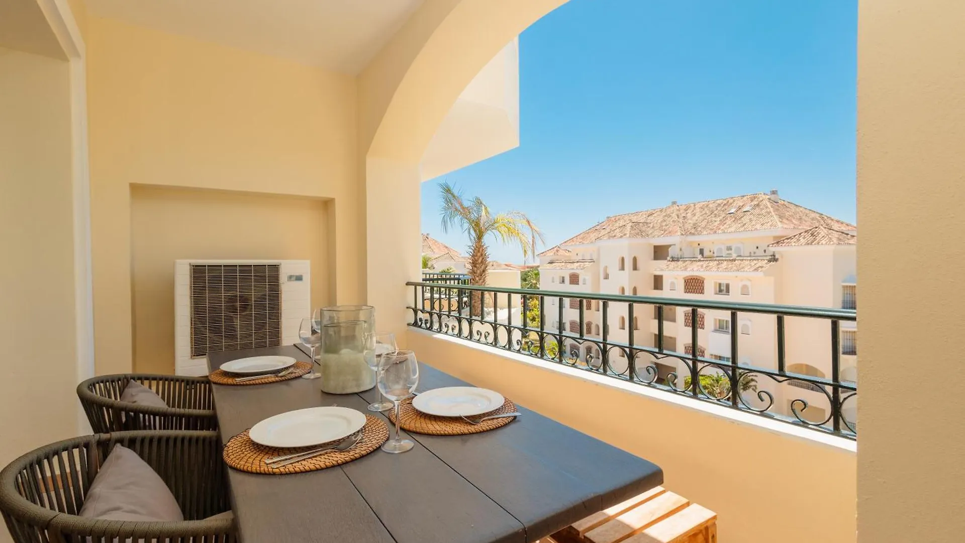 Apartment With Direct Beach Access, In Hacienda Playa, Elviria Marbella