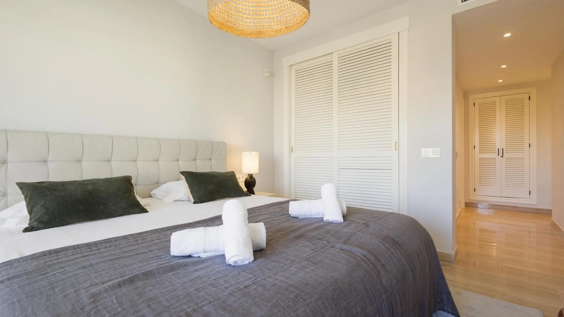 Apartment With Direct Beach Access, In Hacienda Playa, Elviria Marbella 0*,