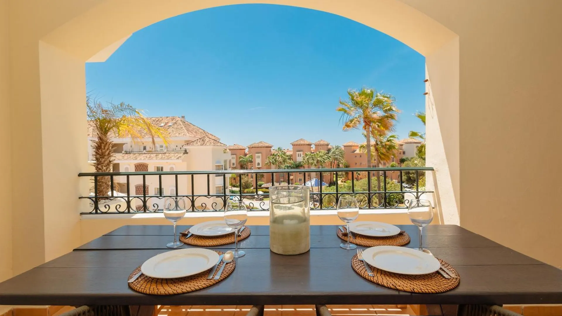 Apartment With Direct Beach Access, In Hacienda Playa, Elviria Marbella