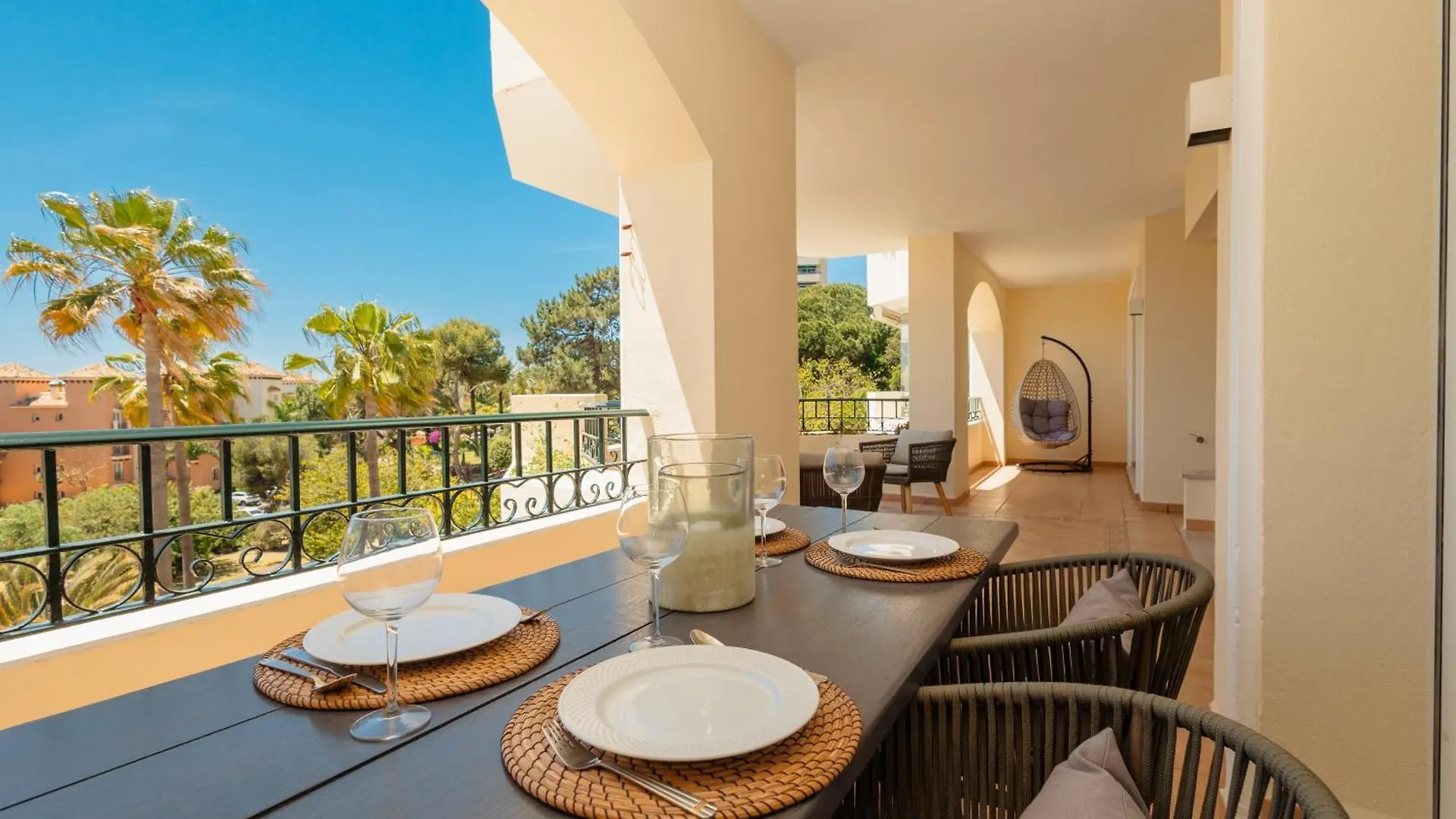 Apartment With Direct Beach Access, In Hacienda Playa, Elviria Marbella