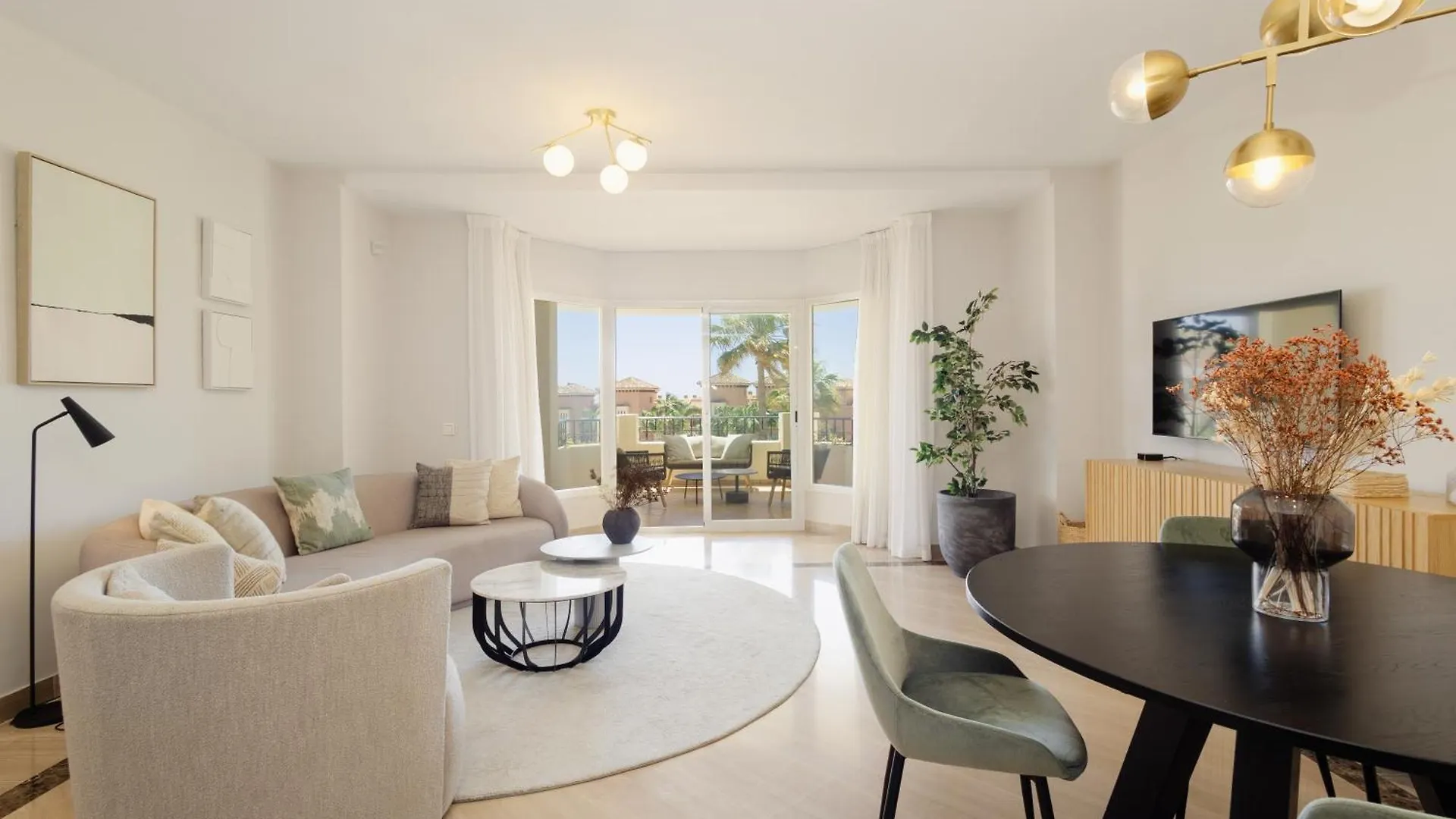 Apartment With Direct Beach Access, In Hacienda Playa, Elviria Marbella